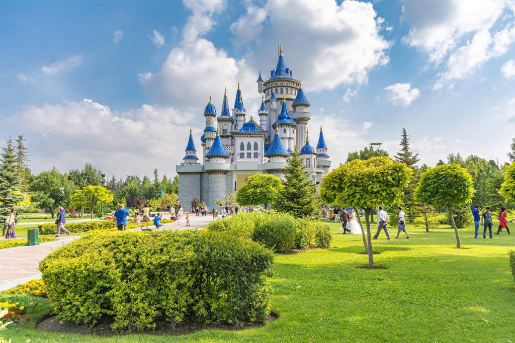 Eskişehir-Gezilecek-Yerler-Sazova-Bilim-Sanat-Kültür-Parkı-1024x682 Eskişehir'de Gezilecek Yerler! Görülmesi Gereken Yerler!