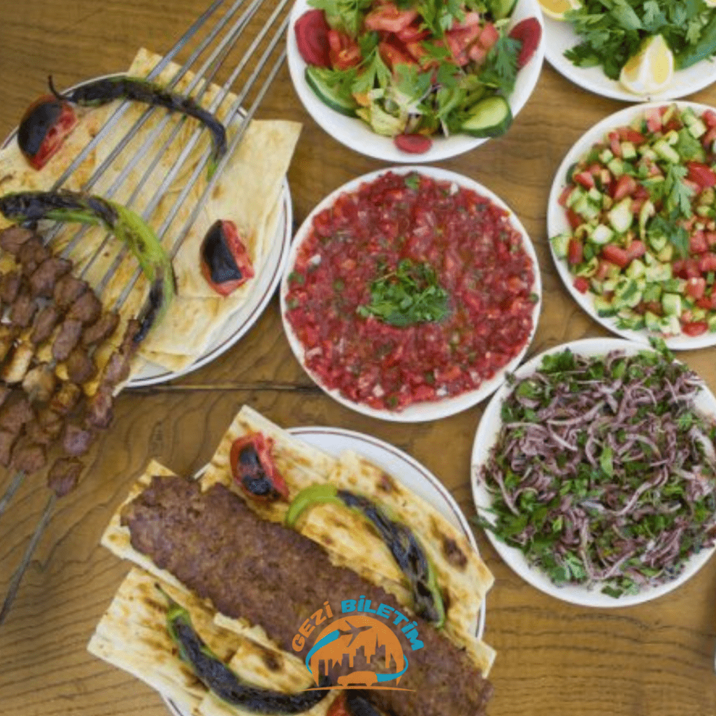 Adana'da-Ne-Yenir-Adana'nın-Meşhur-Yemekleri-Nelerdir-Gezi-Biletim