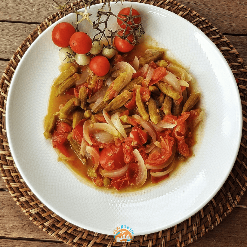 Aydinda-Ne-Yenir_-Aydinin-Yoresel-Yemekleri-Zeytinyagli-Bamya-1024x1024 Aydın'da Ne Yenir? Aydın'ın Yöresel Yemekleri!