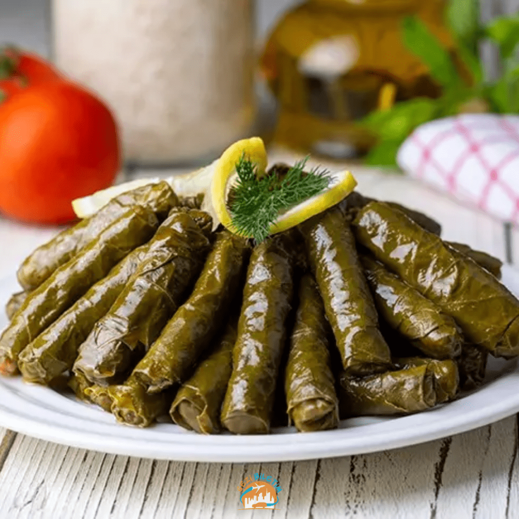 Aydinda-Ne-Yenir_-Aydinin-Yoresel-Yemekleri-Zeytinyagli-Yaprak-Sarma-1024x1024 Aydın'da Ne Yenir? Aydın'ın Yöresel Yemekleri!