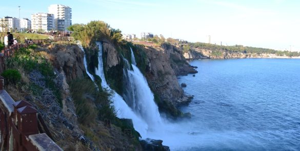 Antalya-Gundogmus-Gezilecek-Yerler-–-En-Guzel-Dogal-ve-Tarihi-Noktalar-585x295 Gezi Biletim | Sınırsız Keşifler, Sınırsız Heyecan!