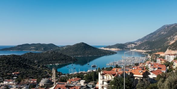 Antalya-Kasta-Sehir-Ici-Ulasim-Nasil-–-Otobus-Taksi-Minibus-Bilgileri-585x295 Gezi Biletim | Sınırsız Keşifler, Sınırsız Heyecan!