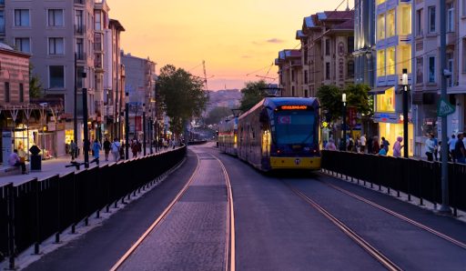 Aydin-Nazillide-Sehir-Ici-Ulasim-Nasil-–-Otobus-Taksi-Minibus-Bilgileri-scaled Gezi Biletim | Sınırsız Keşifler, Sınırsız Heyecan!