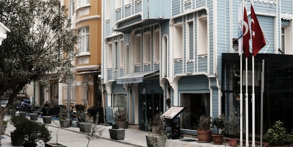 Aydin-Sultanhisar-En-Iyi-Otel-ve-Konaklama-Yerleri-585x295 Gezi Biletim | Sınırsız Keşifler, Sınırsız Heyecan!